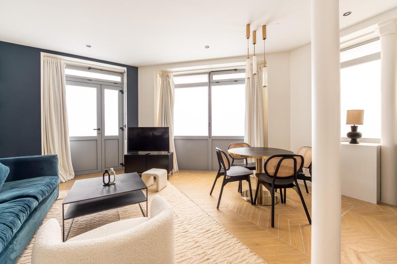 פריז Lovely Apartment Close To Eiffel Tower מראה חיצוני תמונה