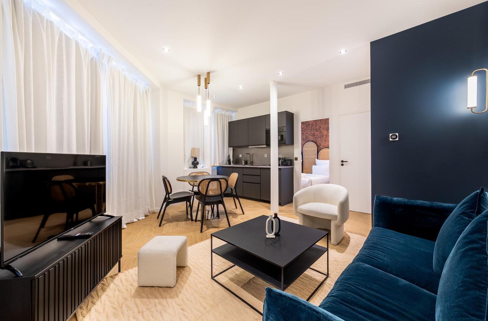 פריז Lovely Apartment Close To Eiffel Tower מראה חיצוני תמונה